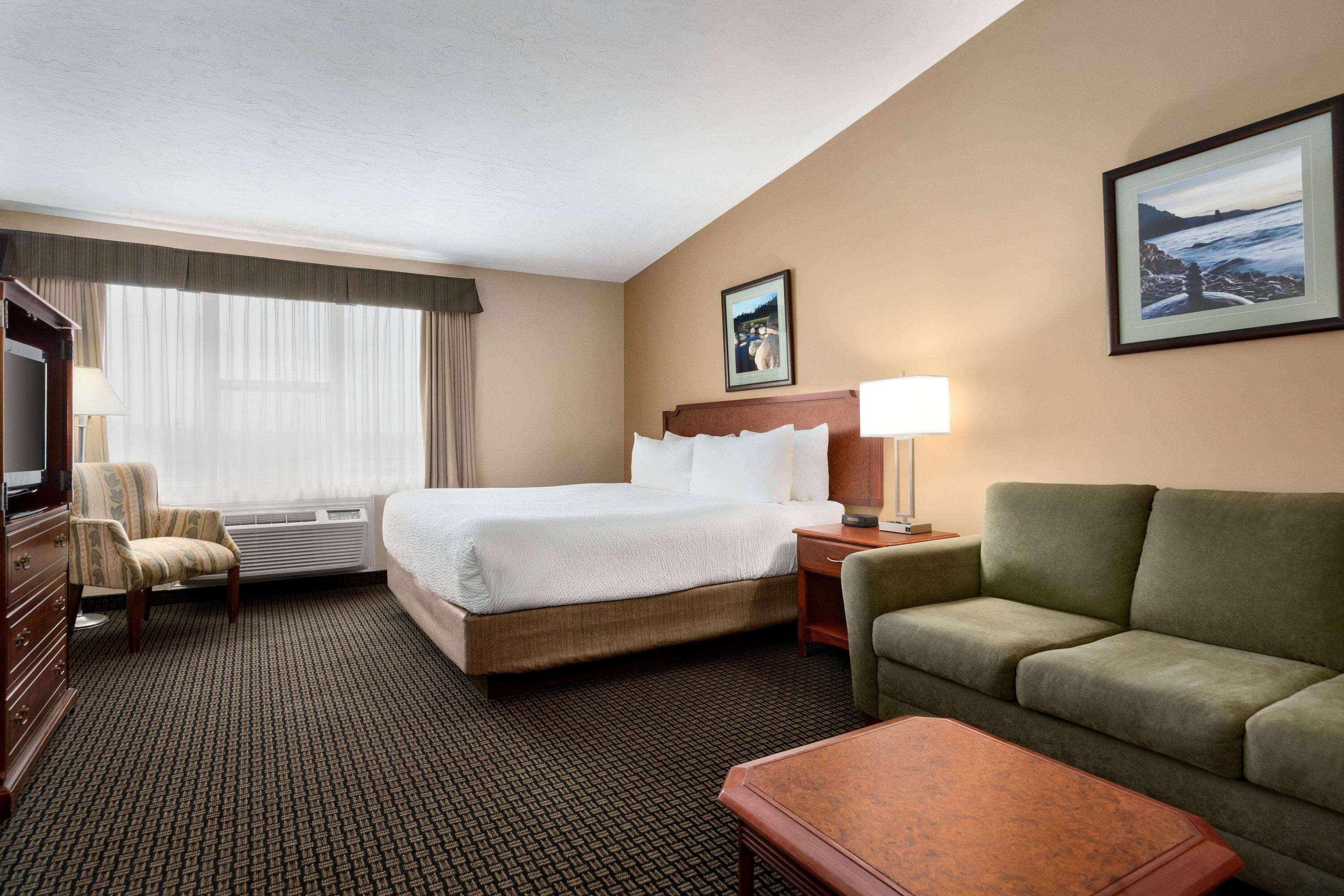 Days Inn & Suites By Wyndham Moncton Buitenkant foto