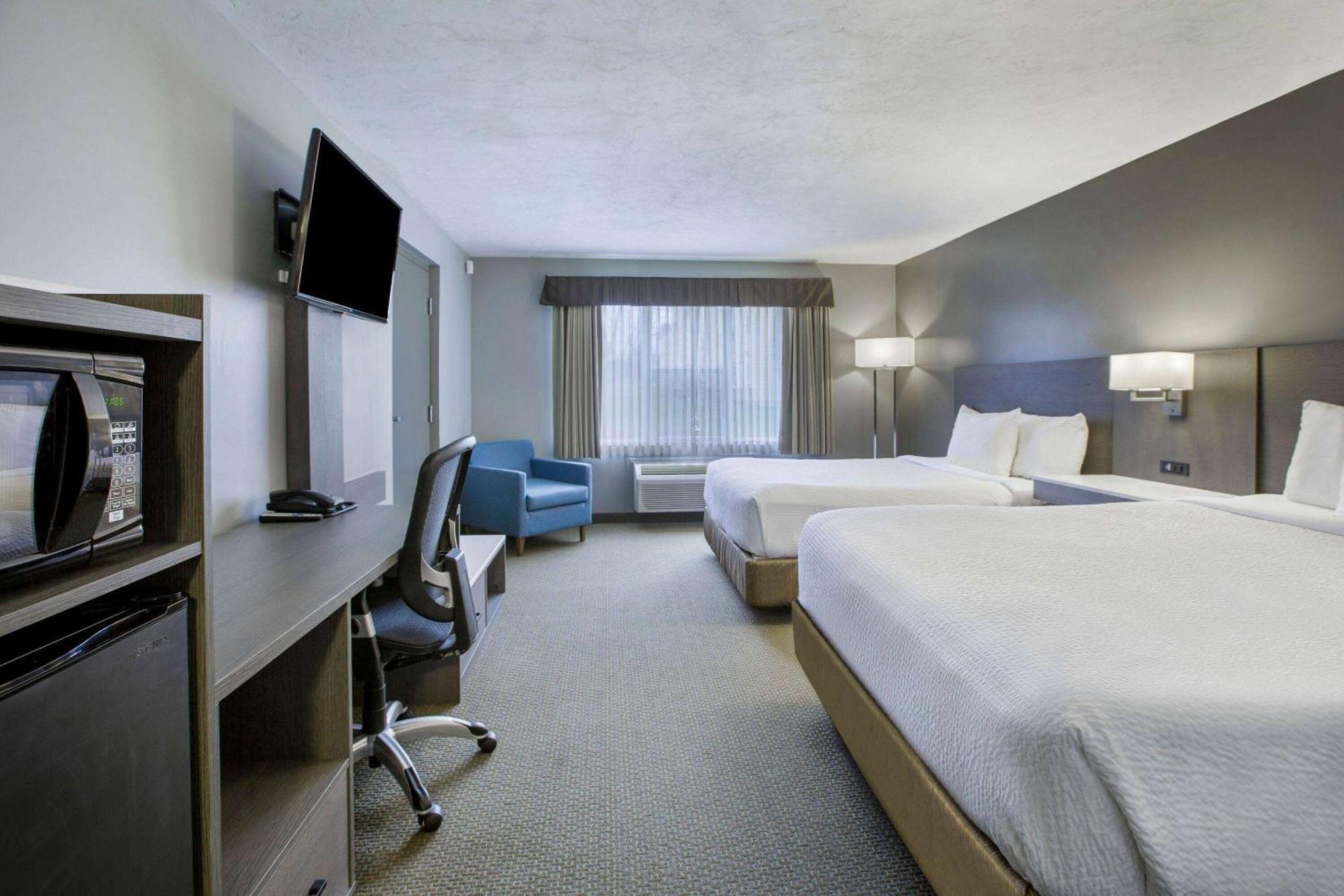 Days Inn & Suites By Wyndham Moncton Buitenkant foto